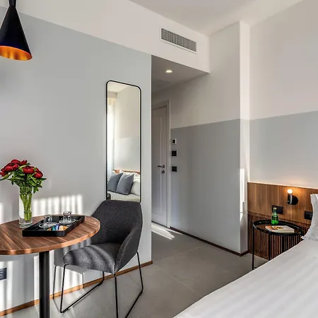 Sospeso Boutique 호텔 *